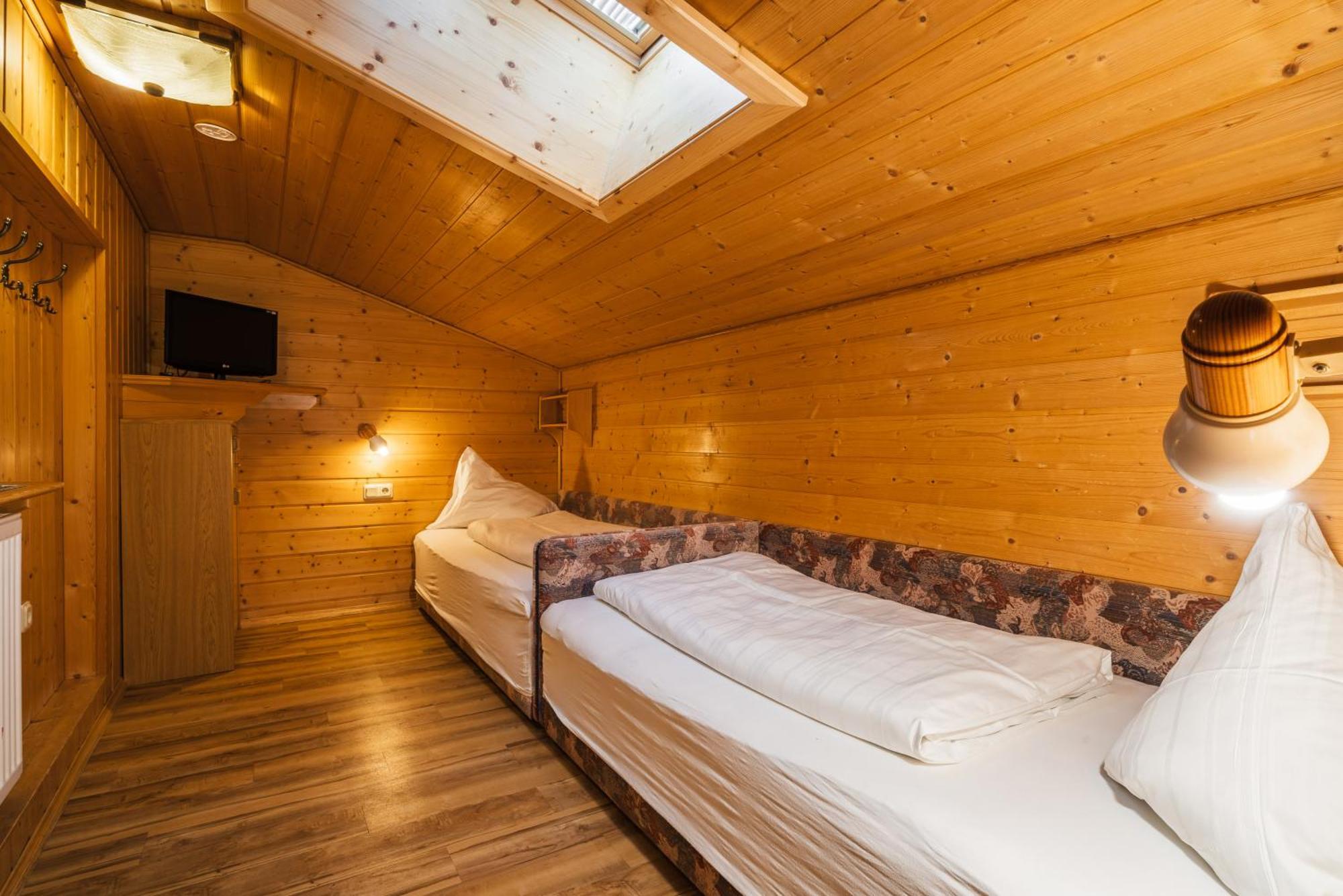 Appartementanlage Thermenblick Ski In & Ski Out Bad Kleinkirchheim Bagian luar foto