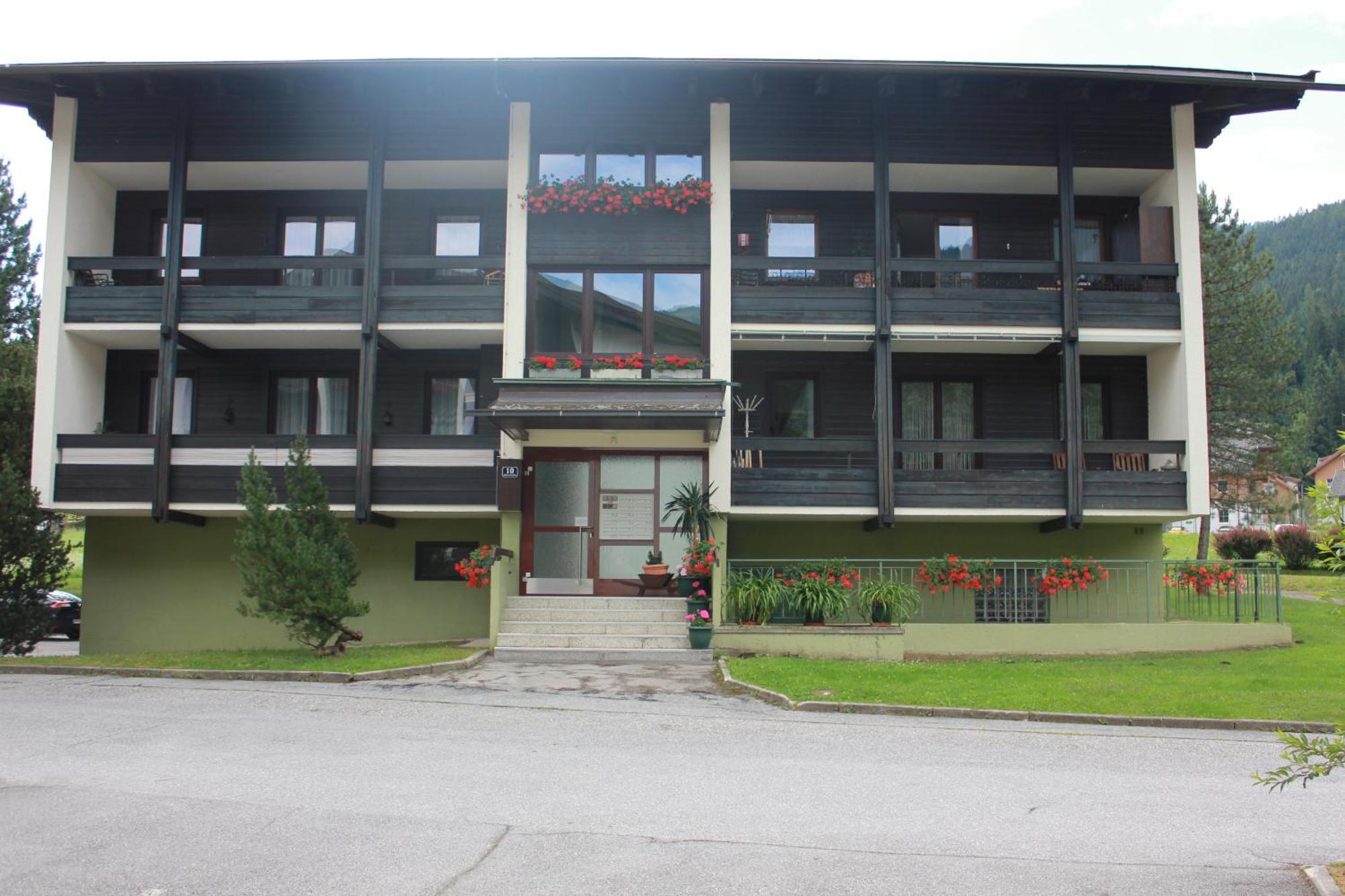 Appartementanlage Thermenblick Ski In & Ski Out Bad Kleinkirchheim Bagian luar foto
