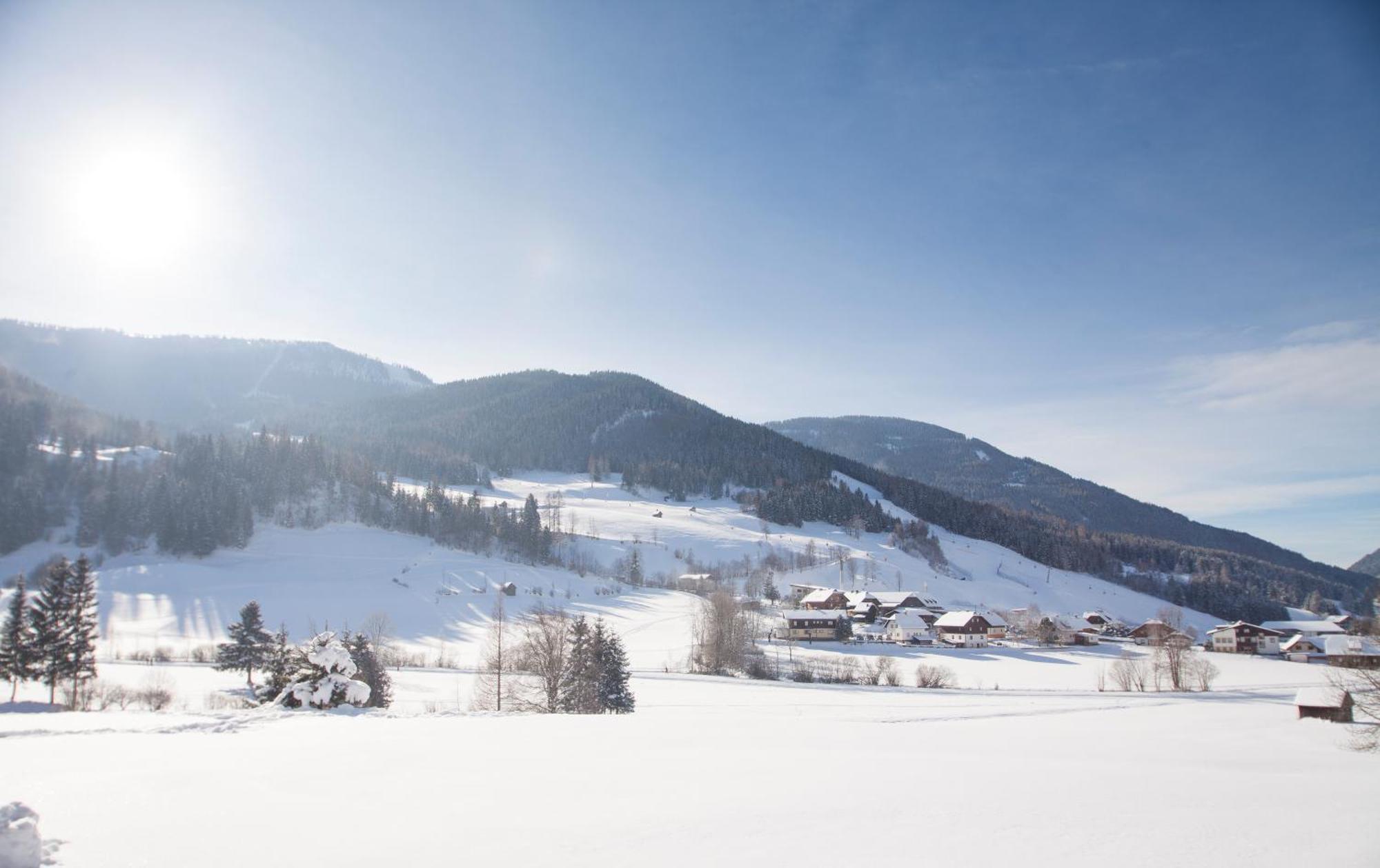 Appartementanlage Thermenblick Ski In & Ski Out Bad Kleinkirchheim Bagian luar foto