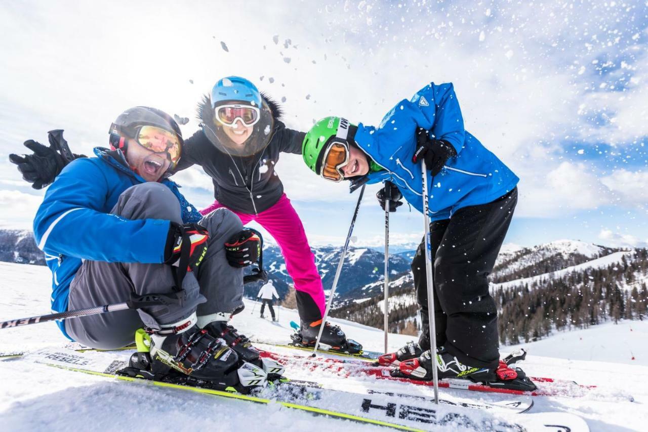 Appartementanlage Thermenblick Ski In & Ski Out Bad Kleinkirchheim Bagian luar foto