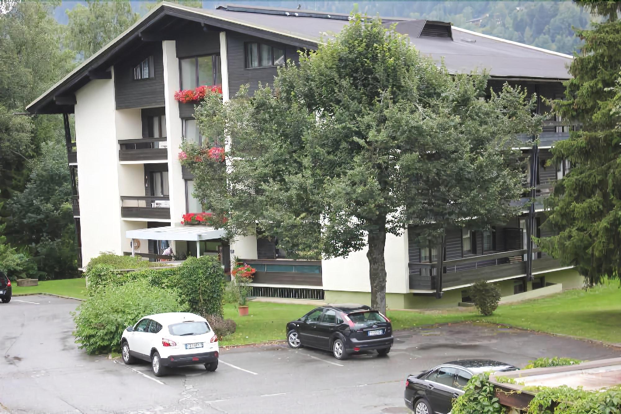 Appartementanlage Thermenblick Ski In & Ski Out Bad Kleinkirchheim Bagian luar foto