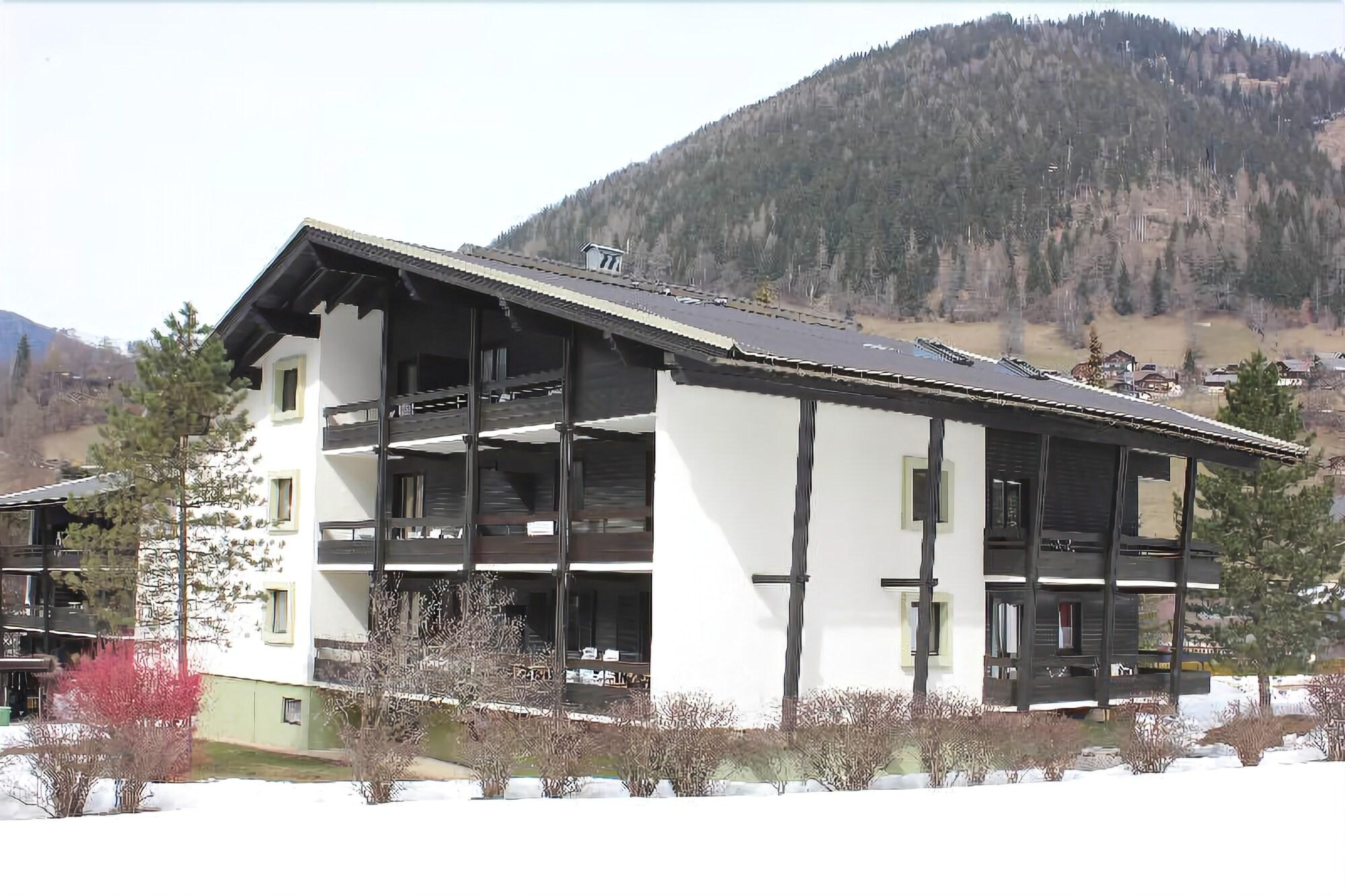 Appartementanlage Thermenblick Ski In & Ski Out Bad Kleinkirchheim Bagian luar foto
